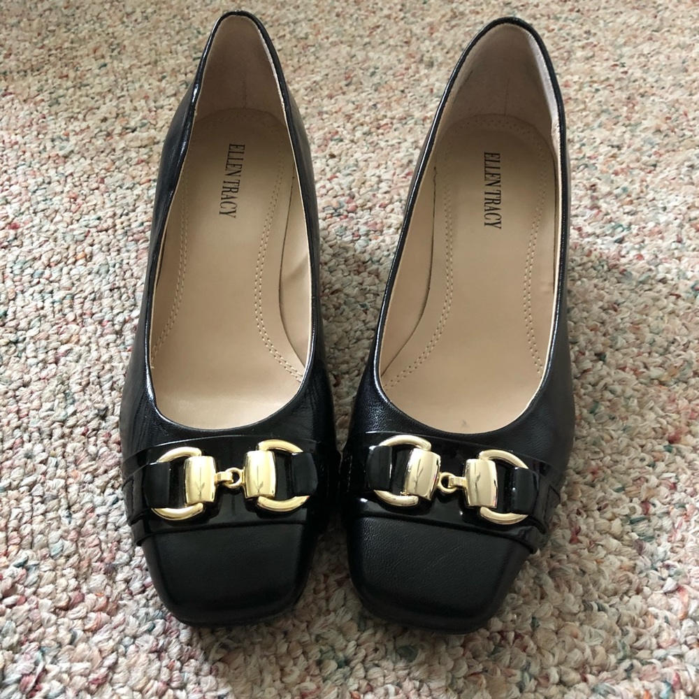 Ellen Tracy Low Heel